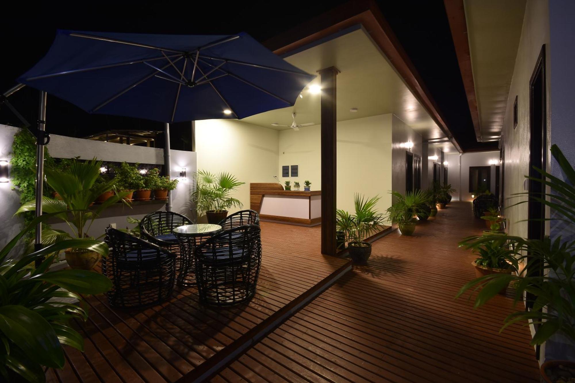 Island Home Inn Ukulhas Exterior foto
